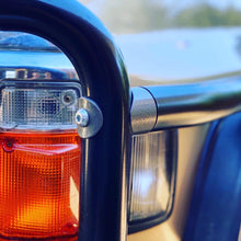 Load image into Gallery viewer, Eliteweld Billet Bullbar to Scrub bar Joiners